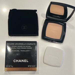 NWOT Chanel Finish Pressed Powder